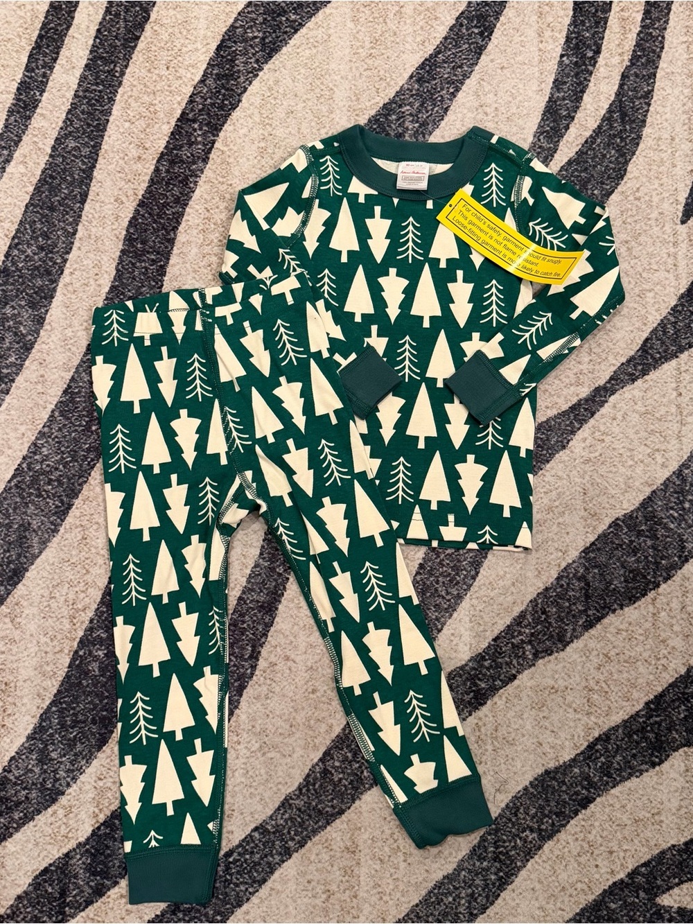 NWT Organic Hanna Andersson Holiday Pajama Set 3T Green Trees